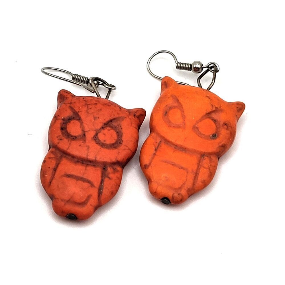 Vintage Artisan Made Carved Cinnabar Owl Earrings 2in